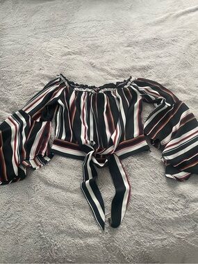 Guess Striped Off-Shoulder Tie-Front Crop Top - Black/White/Red